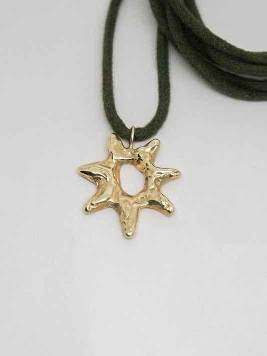 INDICO STAR SUN SHAPED HANDMADE STATEMENT PENDANT WAXED CORD NECKLACE
