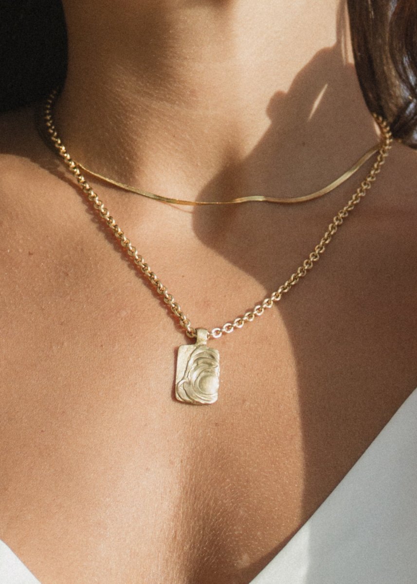 PACIFICO TEXTURE HANDCRAFT EVERYDAY CHAIN PENDANT NECKLACE