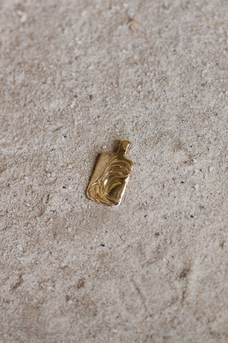 PACIFICO TEXTURE HANDCRAFT EVERYDAY CHAIN PENDANT NECKLACE